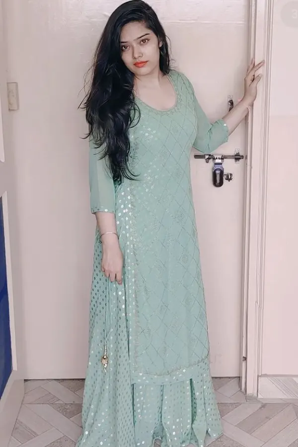 air hostess escorts in Gurgaon