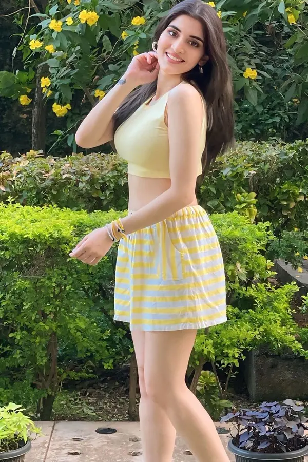 escorts in Vasant Kunj